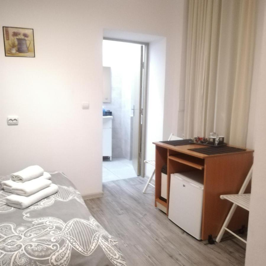 Studio Piata Amzei 1 Apartment Bucureşti Ngoại thất bức ảnh